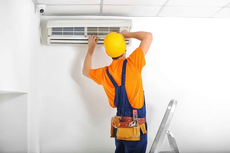 Professional technical services team working in Dubai